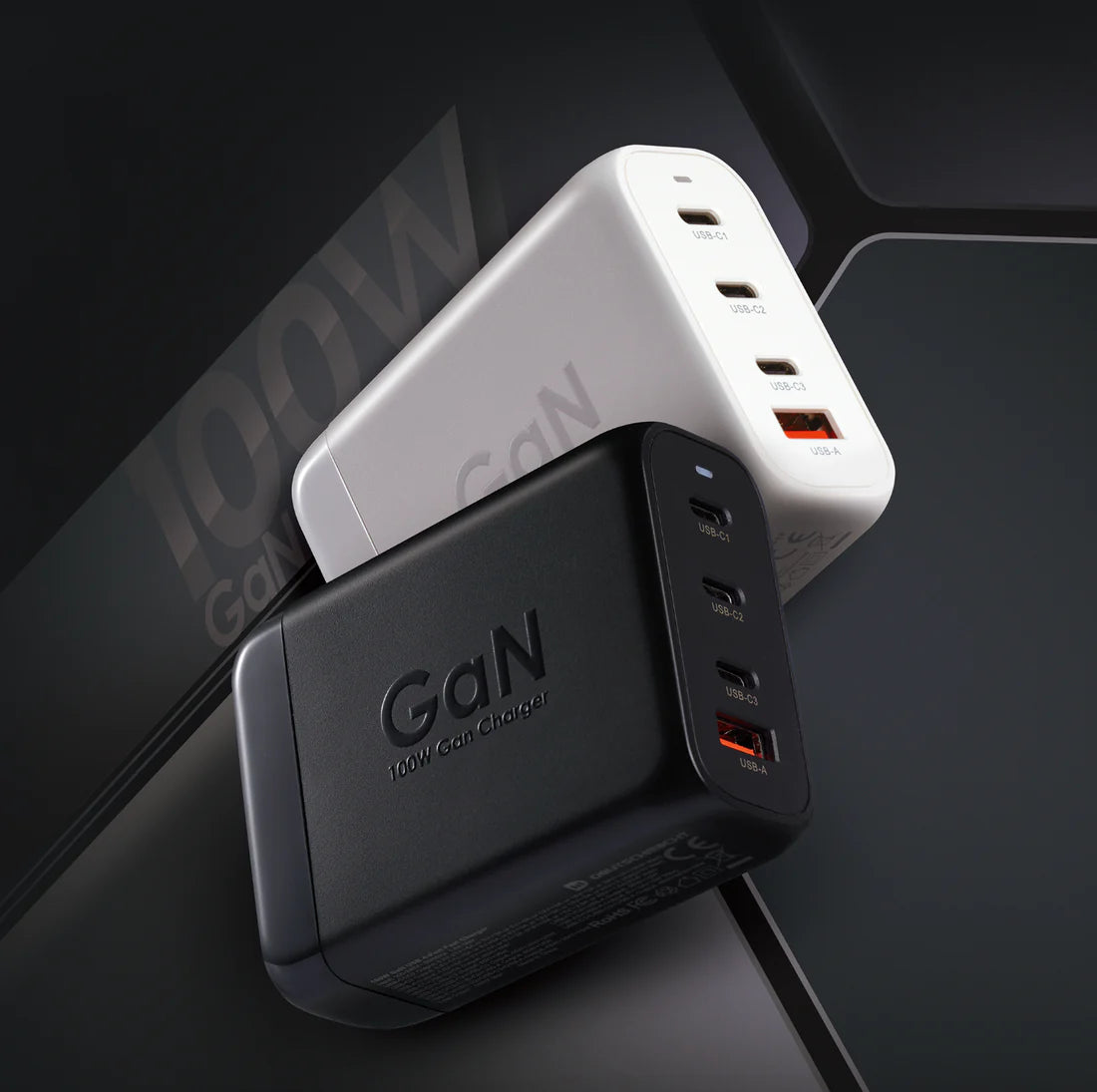 DM 100W GaN USB 4 plug fast charger