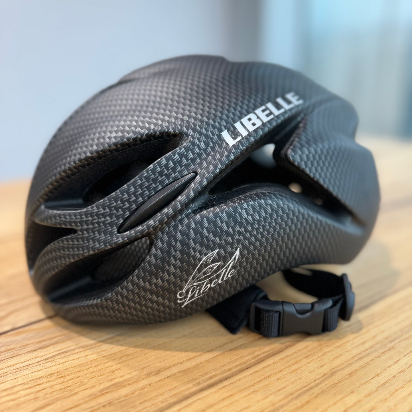 AERO LX-5 Stylish Cycling Helmet